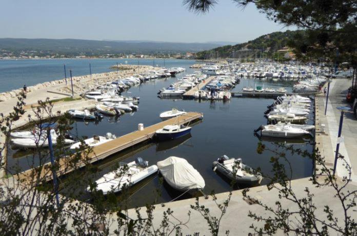Saint Cyr-Sur-Mer La Madrague Les Aigues Marines 外观 照片